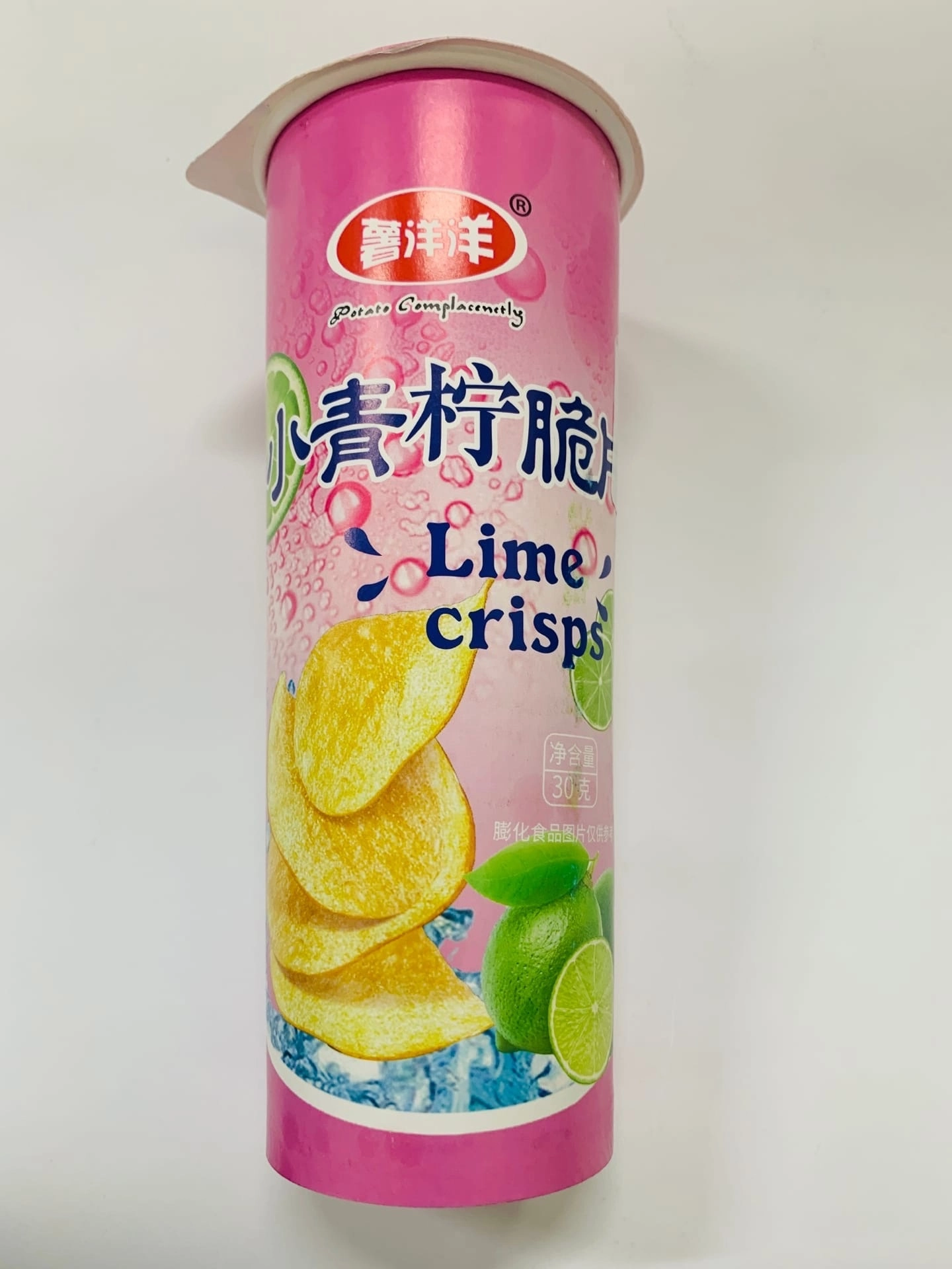 Чипсы Lime crisps с лаймом в стакане